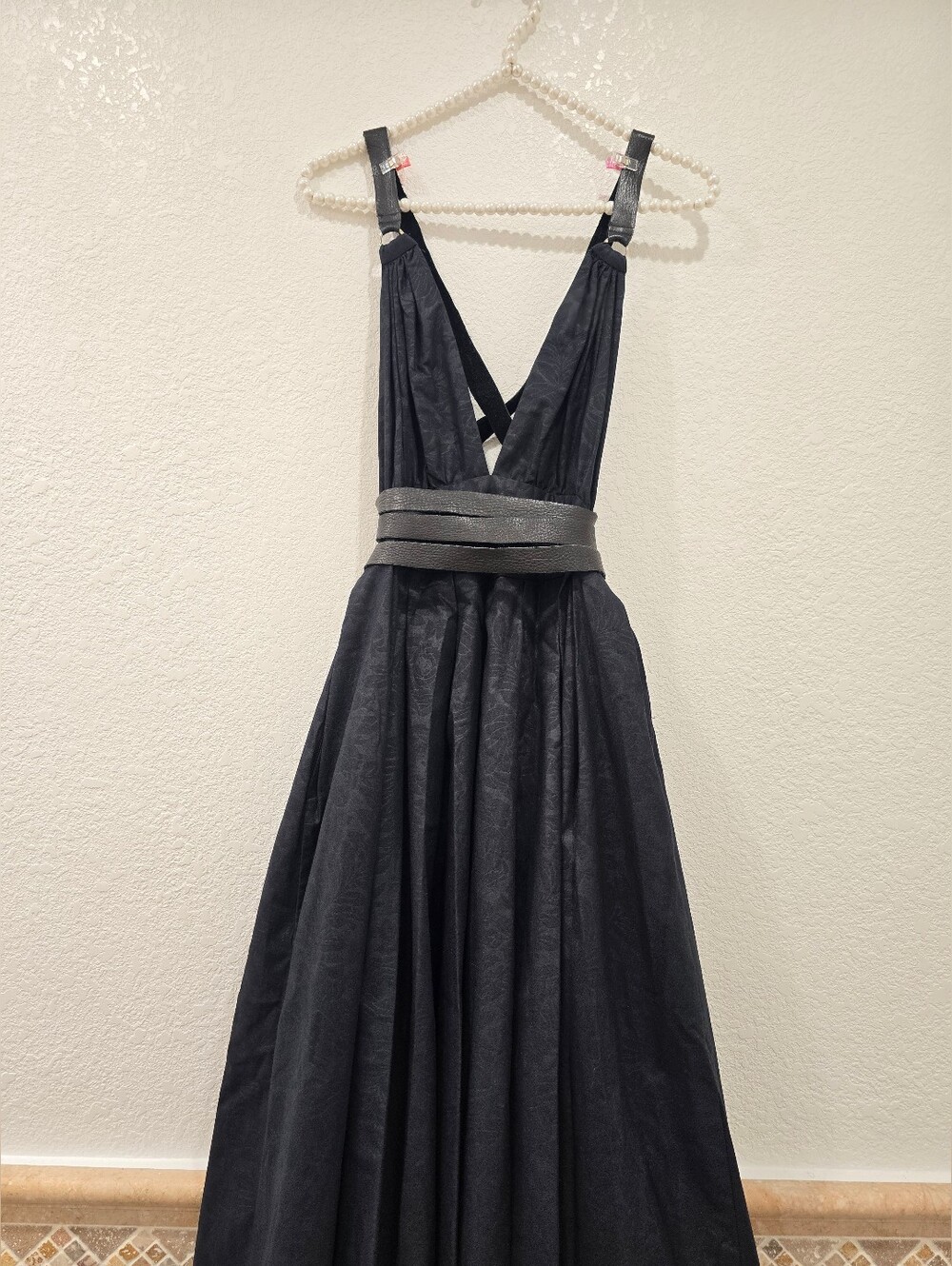 Black Gothic Floral Leather Straps Flowy Extra Wide Skirt - Picture 3 of 11